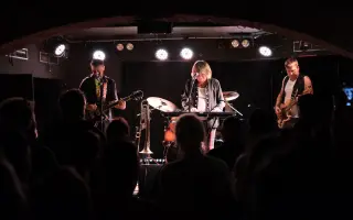 Kapela Bon Pari po 33 letech vydává NOVÉ album, buďte u toho!