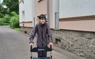 Pomozte Matyášovi na cestě za lepším životem!