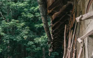 Plášilova nová střecha. Neprozradit!