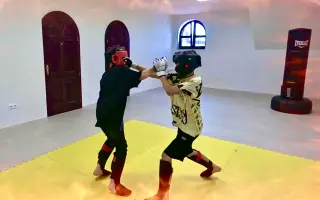 Studentská Gaudi posilovna - společně silnější