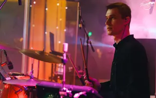 Podpořte umělecký project RED