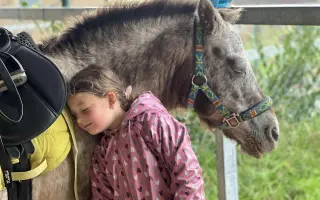 Mazlíkova cesta do tmy – podpořme léčbu uveitidy