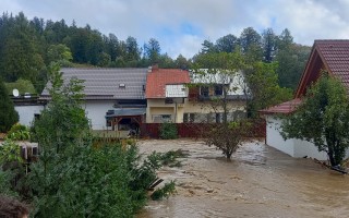 Pomozte rodině Sofinky s autismem obnovit domov po povodni