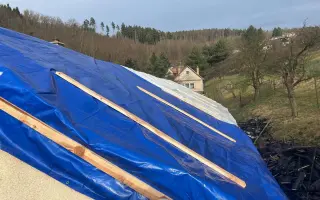 Střecha nad hlavou se proměnila v popel - Pomozme Jirkovi "Bojdovi" opravit dům