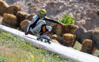 Podpořte mou cestu na Mistrovství světa v downhill skateboardingu