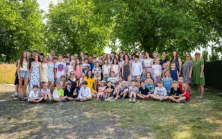 OTEVŘENÁ školní zahrada a školní hřiště