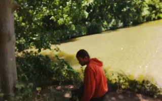 Filip potřebuje bezpečné místo. Jeho maminka potřebuje pomoc.