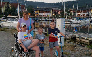 Díky vám má Venda nový elektrický invalidní vozík