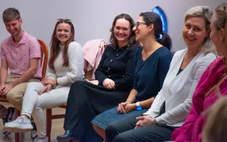 Podpořte uskutečnění benefičního maturitního projektu Umělci v srdci