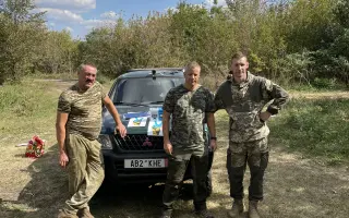 Dvojnásobná pomoc - Pickup pro Ukrajinu/ Double Support – a Pickup for Ukraine