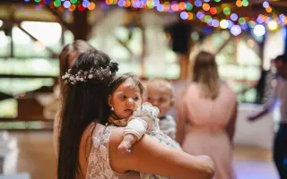 Pomoc pro Nelinku: terapie a pomůcky pro holčičku s dětskou mozkovou obrnou