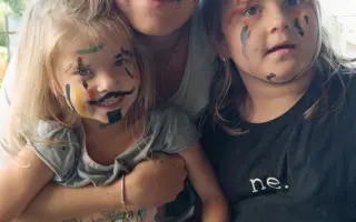 Bezpečný přístav na kolech pro Emičku a Soničku