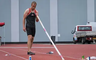 Nová tyč pro skok o tyči