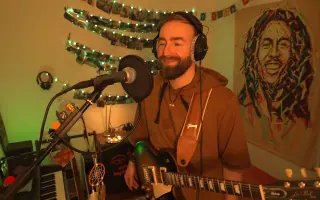 ŽIJ - Inspirující debutová básnická sbírka Richarda Žiláka
