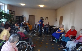 Canisterapie CANTES v krajích ČR jako sociální rehabilitace