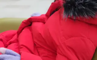 Pomozte handicapované Laře s opravou auta