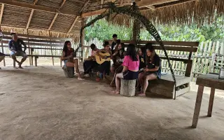 Pomozte kmeni huni kuin postavit se na vlastní nohy