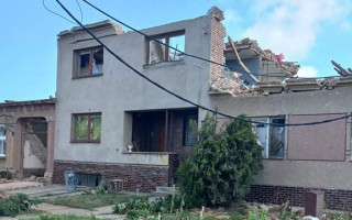Pomoc pro rodinu Křivákovou, která přišla o domov po zasažení tornádem