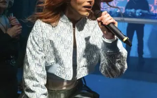 Podpoř vydání J'ADORE PETTY na vinylu!