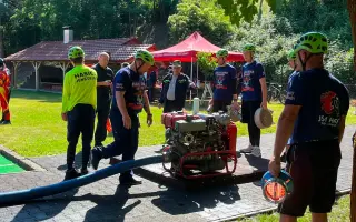 Veřejná sbírka na reprezentativní prapor dobrovolných hasičů Jenštejn