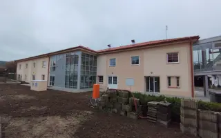 Cihla pro dědu, taška pro babču. Postavme to, než zestárneme taky!