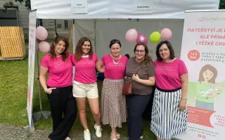 Když mateřství není sluncem zalité, je tu Úsměv mámy