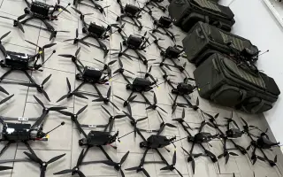 Pojďme společně připravit a doručit pomoc operátorům dronů