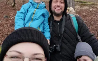 Rodina čeká na návrat Vojty – táty a partnera.  Život "před" a realita "po"