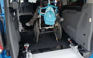 Pomozte Natálce jezdit tam, kde je šťastná - auto, které změní život.