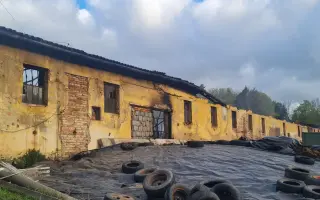 Prosíme o pomoc - sami to po požáru nezvládnou