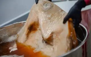 Nechceme to vylít. Chceme to vypít s Vámi a ustát to spolu jako Tým!