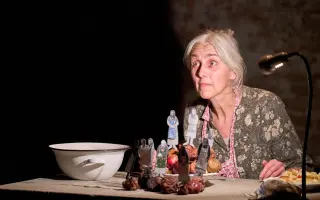 OBLÉKNEME CÍSAŘOVY NOVÉ ŠATY 2026 - festival otevřeného divadelního myšlení