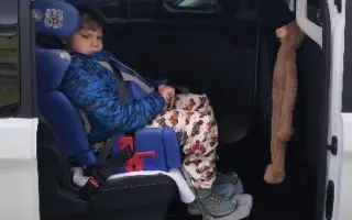 Míšovi na větší automobil s úpravami, aby se pohodlně a bezpečně posadil