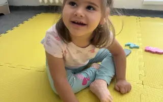 Pomoc Kristýnce k absolvování terapií, které ji  pomáhají v rozvoji
