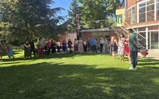 💖 Pomozte nám pořídit vyšívací stroj pro ženy hledající nové světlo v životě 💫