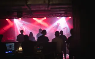 NIXIES! Podpořte vydání druhého alba