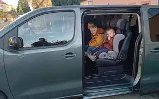 Lukášek s Adámkem musí k lékařům. Pomozme jim s dopravou