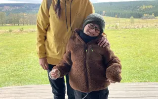 Mari: Kluk, co obehrál smrt, hledá cestu k „NORMÁLNU“