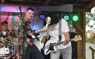 PODPOŘTE VYDÁNÍ PRVNÍ DESKY KAPELY ROZKVĚTY