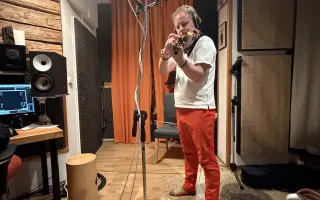 “A*la - Ze dna” … debutové album + sbírka poezie a fotografií Alice Boleloucké