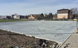 SK Ďáblice - výstavba tréninkového hřiště s umělým povrchem