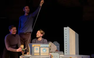 OBLÉKNEME CÍSAŘOVY NOVÉ ŠATY 2026 - festival otevřeného divadelního myšlení