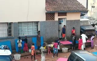 Dovezeme kimona dětem v Ugandě – osobně