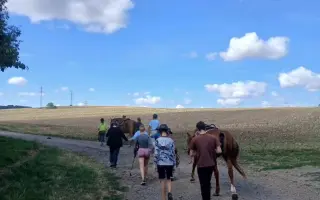 Plujeme dál - bezpečný přístav pro děti  a dospělé  s autismem.