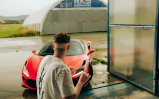 Krtek dal Adamovi Chomovi šanci, pojďme dát šanci dalším!