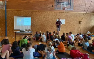 Podpořme Lukášovu cestu na Cambridge – studium pro osobnostní rozvoj dětí