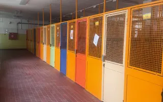 Šatny jsou prvním i posledním místem školního dne – pojďme je udělat příjemné