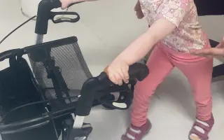 Pomozme Adélce v cestě za lepším životem