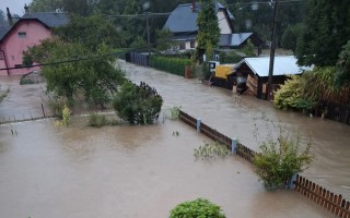 Pomoc tátovi žijícímu v Branticích, kterému povodeň kompletně vytopila dům