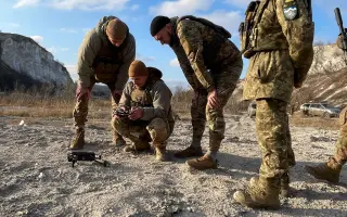 Pomoc FPV operátorům z Prahy až na frontu aneb výbava pro ty, kdo drží linii.